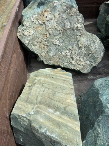 Ландшафтные глыбы зелёные 200-500 килограмм купить в Голицыно