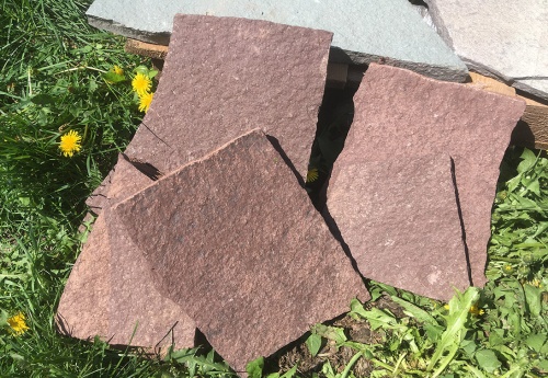 Плитняк лемезит бордовый для цоколя 1,5-2 см купить в Голицыно