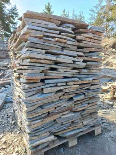 Плитняк златолит серебристый для цоколя, отмостки купить в Голицыно