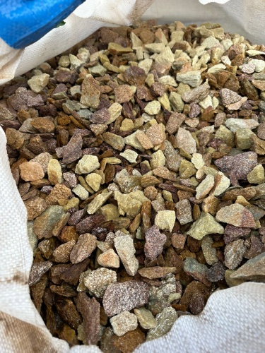 Златолит персиковый декоративная каменная крошка купить в Голицыно