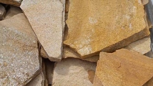 Плитняк златолит жёлтый для цоколя купить в Голицыно