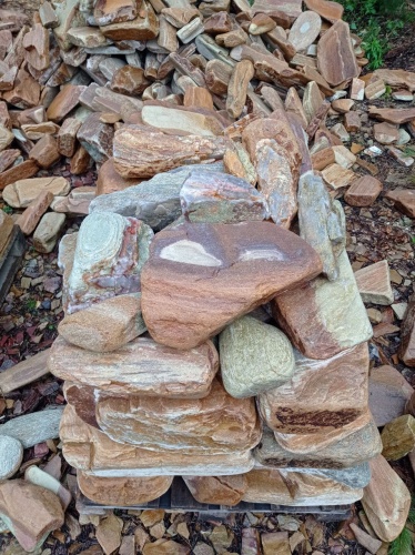 Златолит жёлтый, жёлто-зелёный глыбки и валуны для ланшафтного дизайна купить в Голицыно