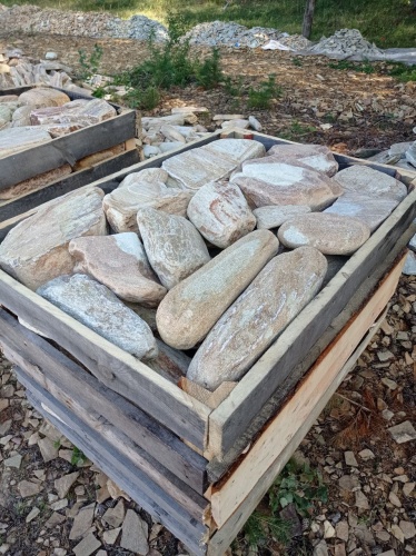 Златолит жёлтый, жёлто-зелёный глыбки и валуны для ланшафтного дизайна купить в Голицыно