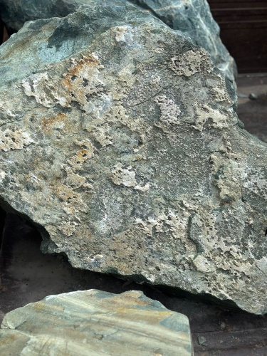 Ландшафтные глыбы зелёные 200-500 килограмм купить в Голицыно