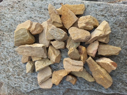 Златолит жёлтый декоративная каменная крошка купить в Голицыно